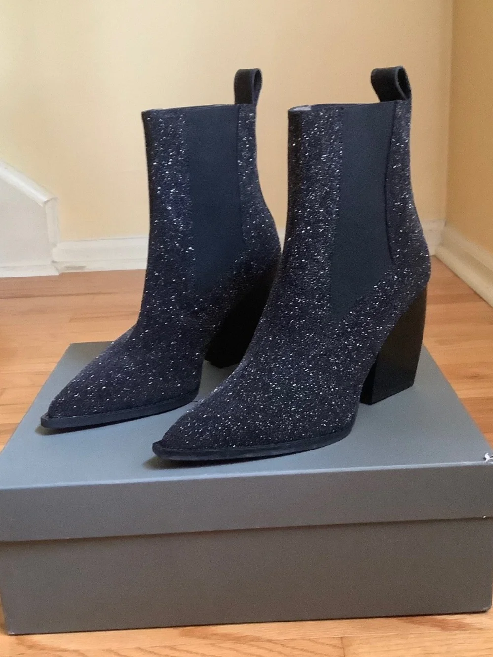 AllSaints Ria Sparkle Bootie Black SZ EU 40/US 9.5